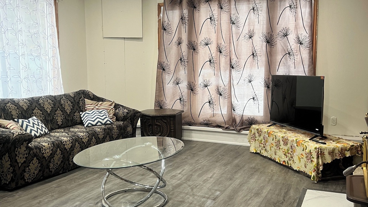 Photo of Livingroom in Colborne