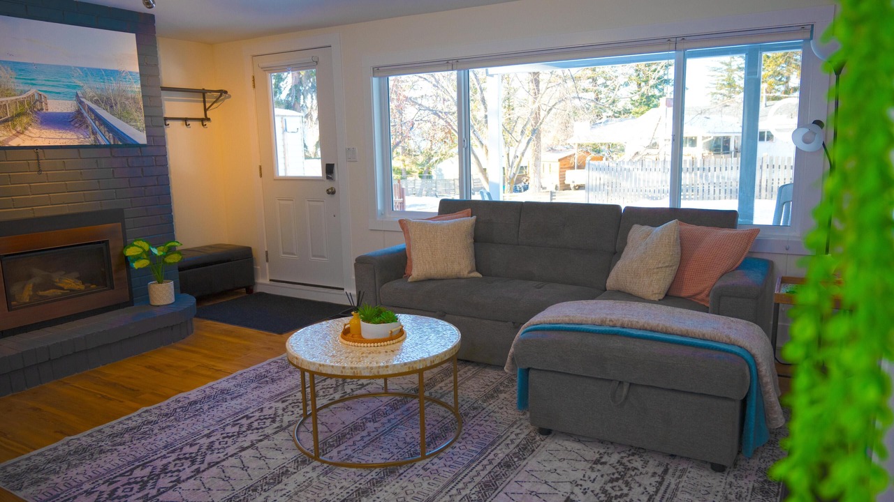 Photo of Livingroom in Williams Lake