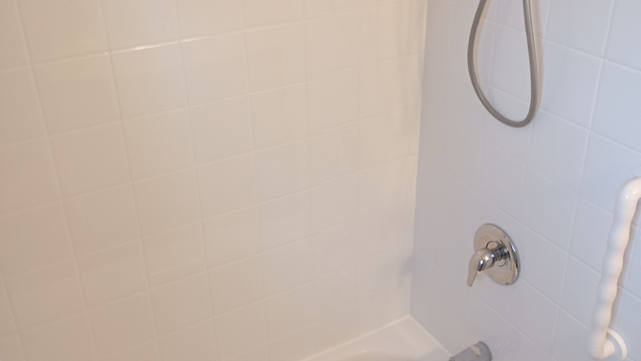 Photo of Bathroom in East Kildonan