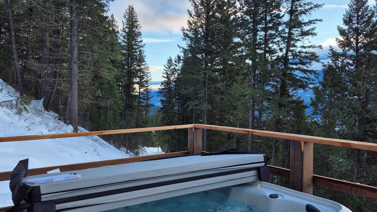 Photo of Outdoor in Golden