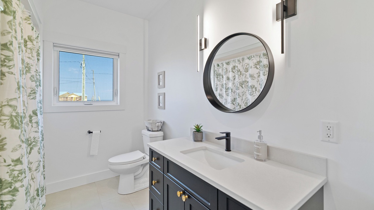Photo of Bathroom in Anglo Rustico