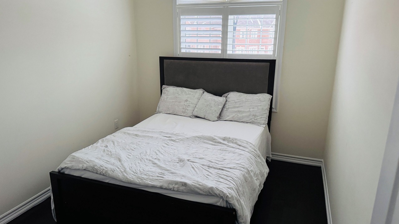 Photo of Bedroom in Pickering