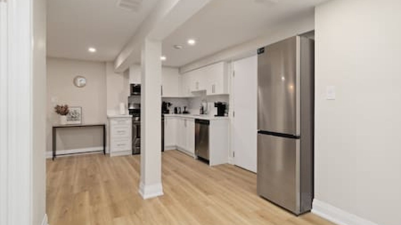 Photo of Kitchen in Clarkson-Lorne Park