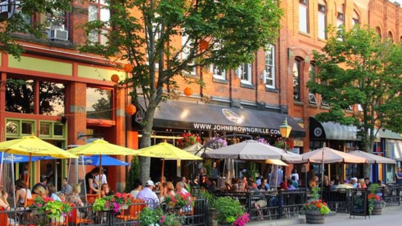 Photo of Outdoor in Queens Square