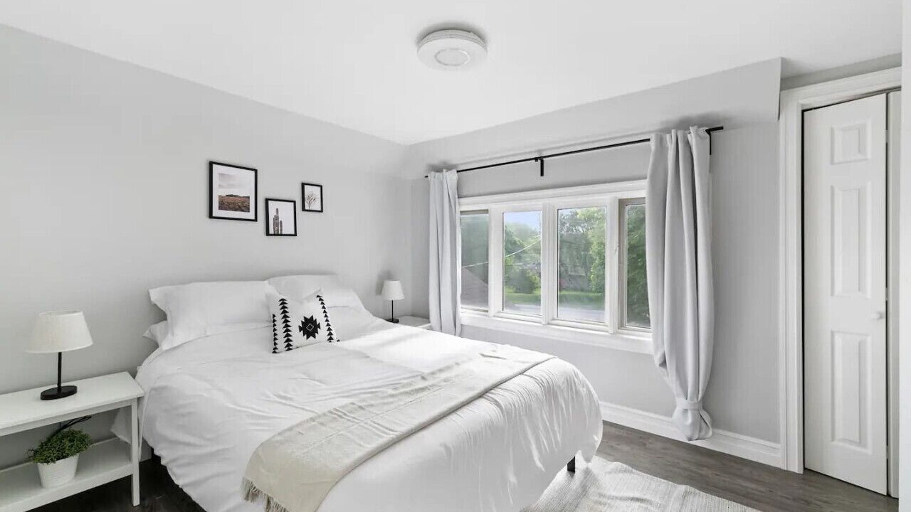 Photo of Bedroom in LaSalle