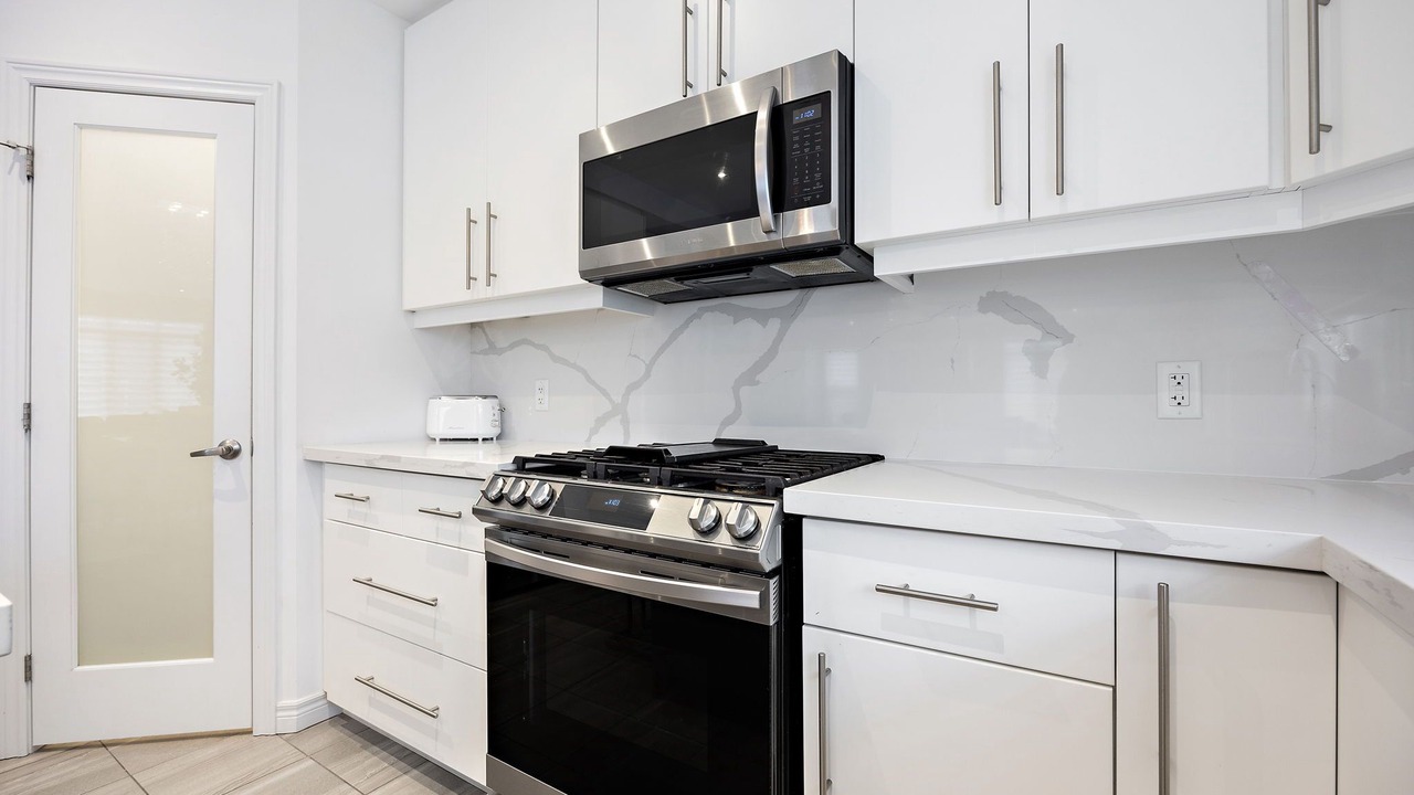 Photo of Kitchen in Stoney Creek