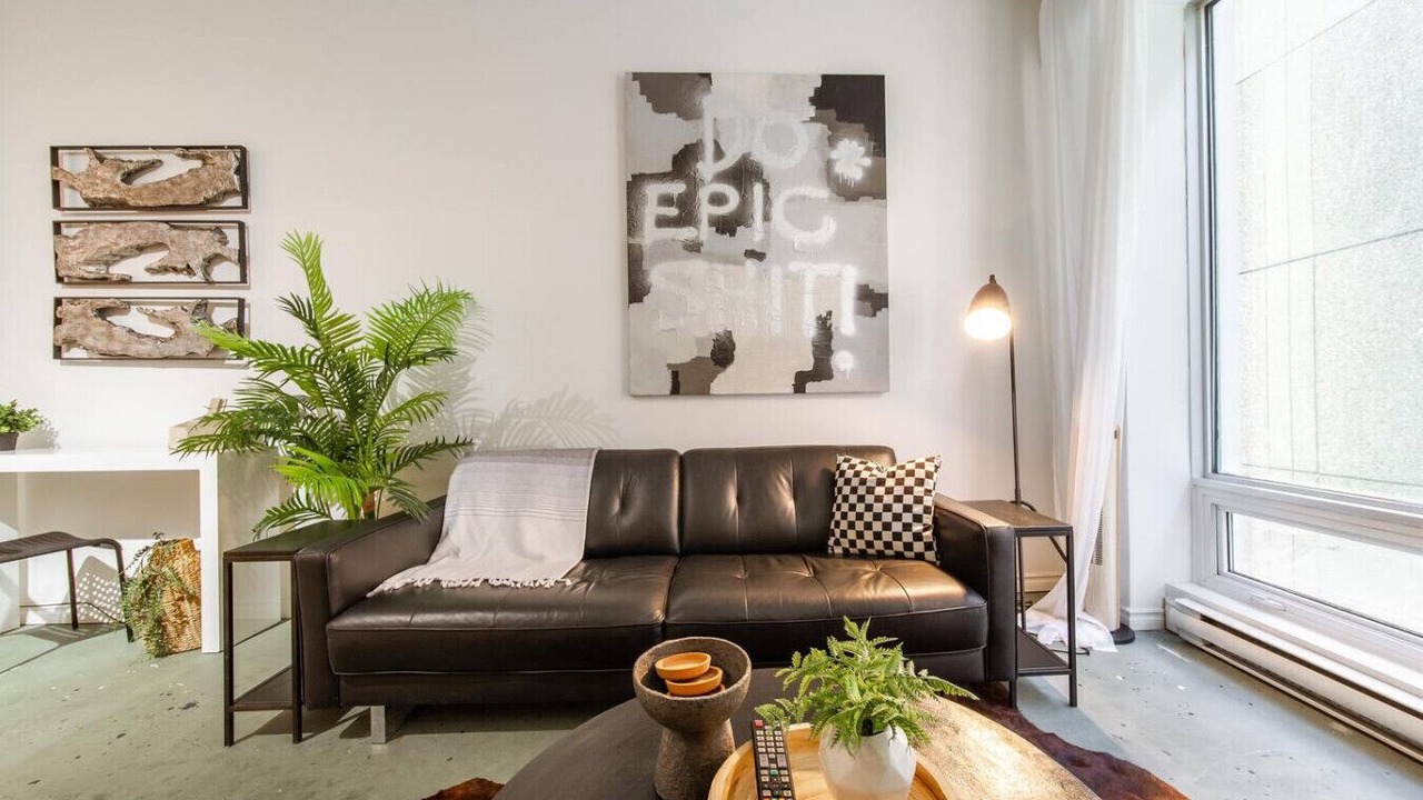 Photo of Livingroom in Downtown Edmonton