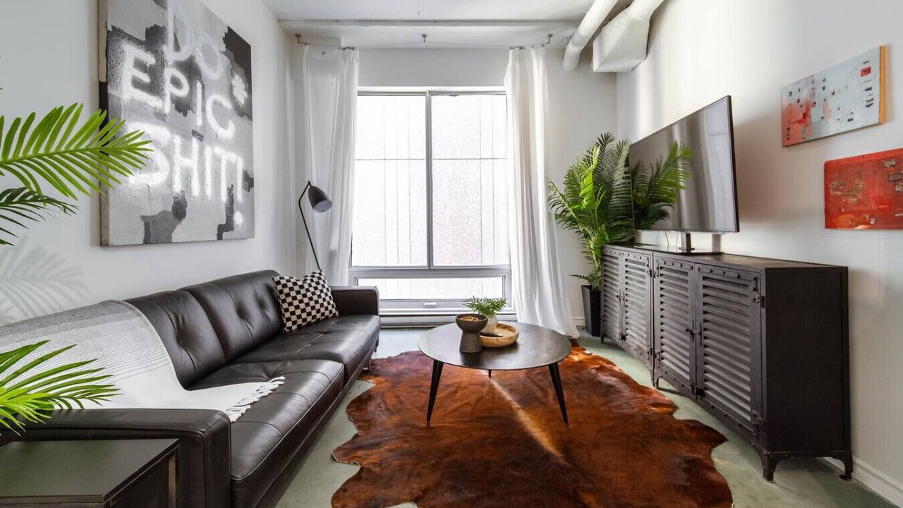 Photo of Livingroom in Downtown Edmonton