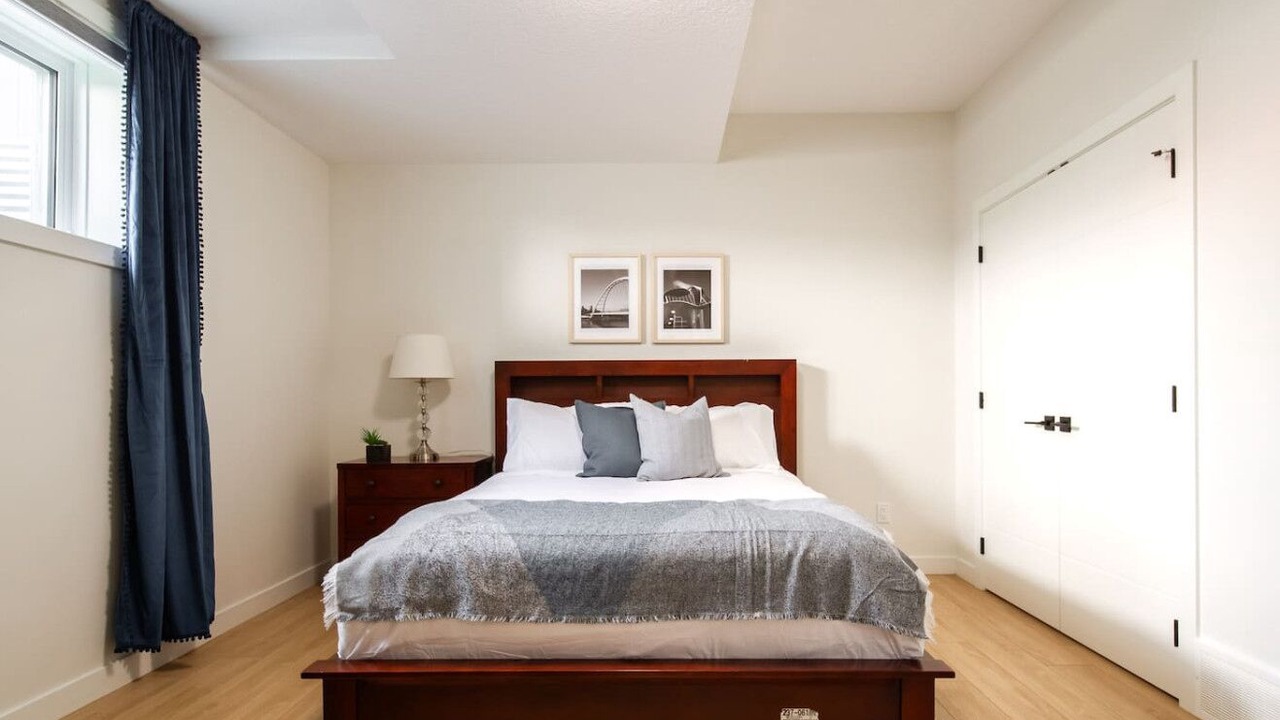 Photo of Bedroom in Jasper Place