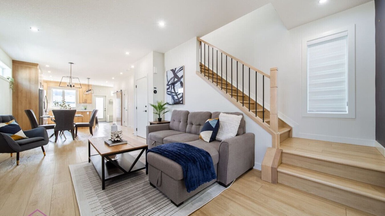 Photo of Livingroom in Jasper Place