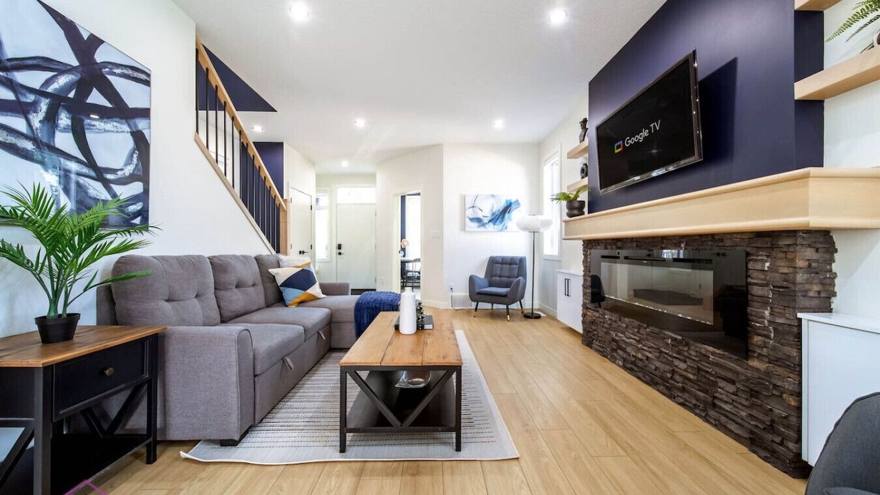 Photo of Livingroom in Jasper Place