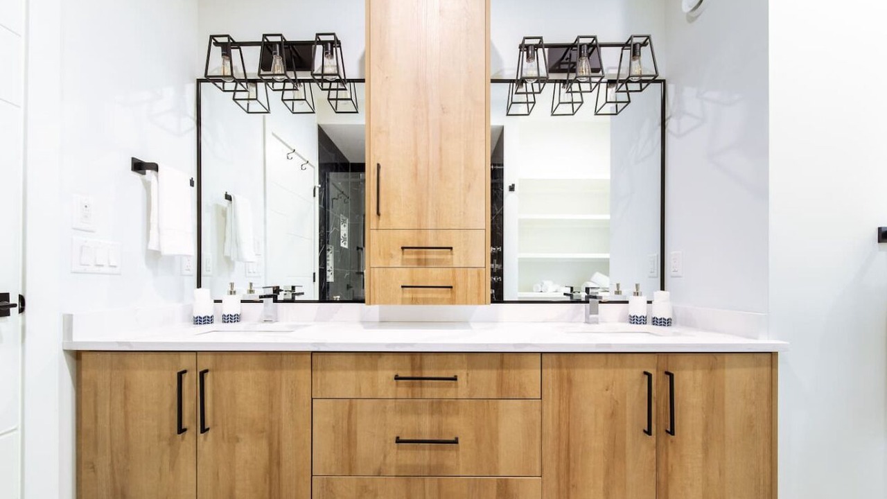 Photo of Bathroom in Jasper Place