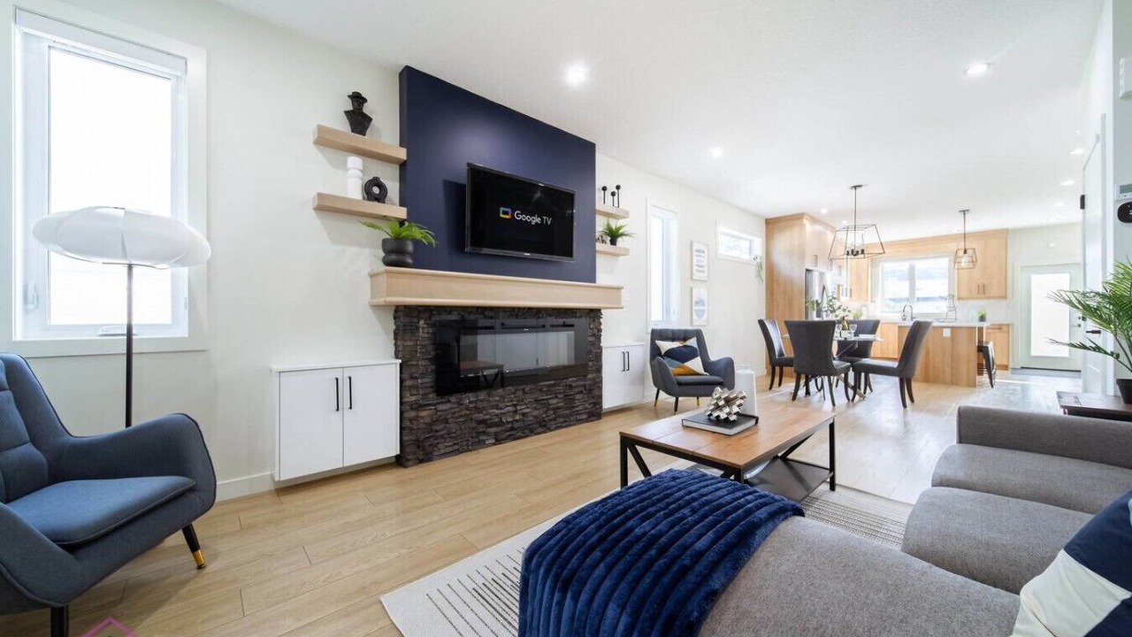 Photo of Livingroom in Jasper Place