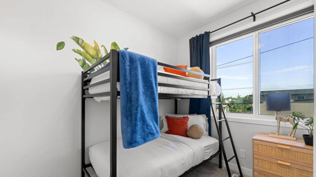 Photo of Bedroom in Jasper Place