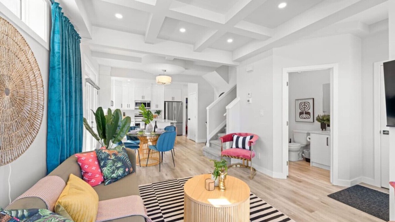 Photo of Livingroom in Jasper Place