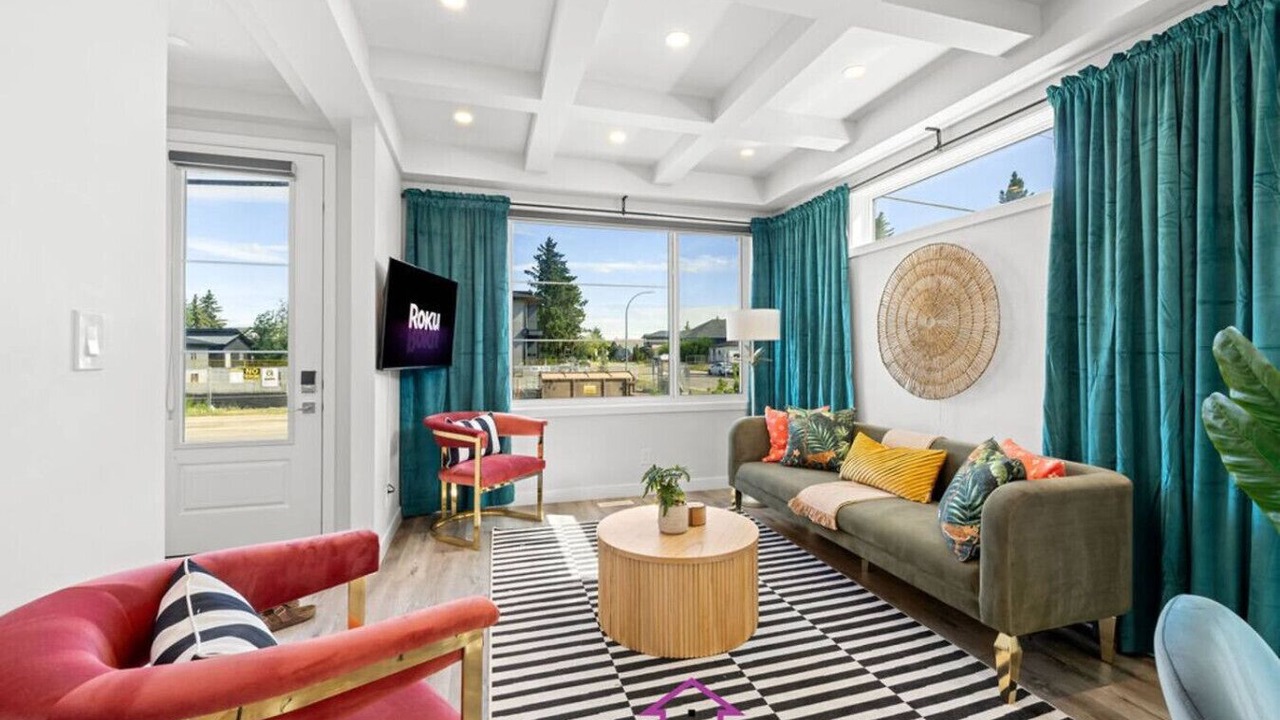 Photo of Livingroom in Jasper Place