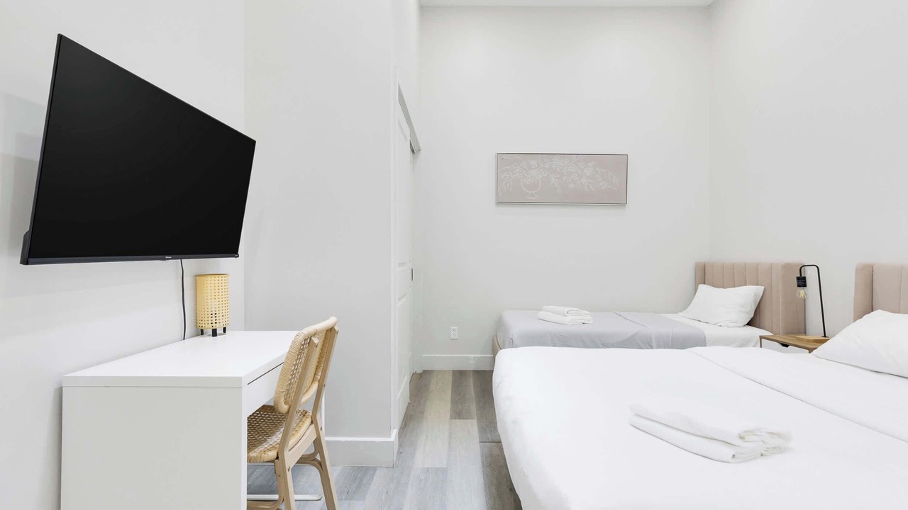 Photo of Bedroom in Griffintown
