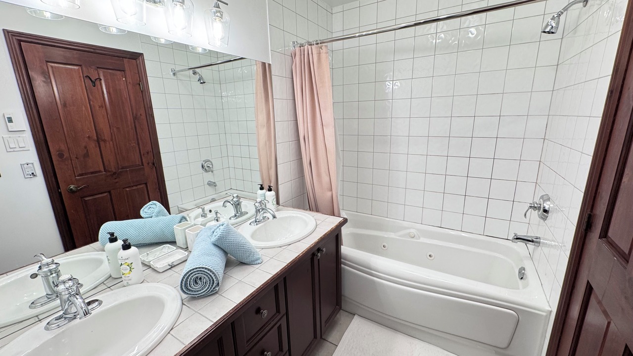 Photo of Bathroom in Mont-Tremblant Village