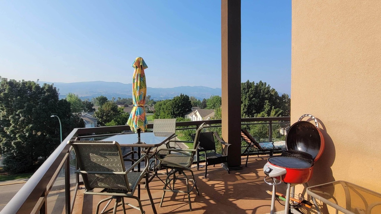 Photo of Patio Balcony in South Pandosy