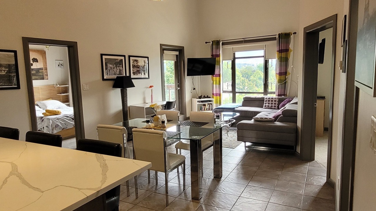 Photo of Livingroom in South Pandosy
