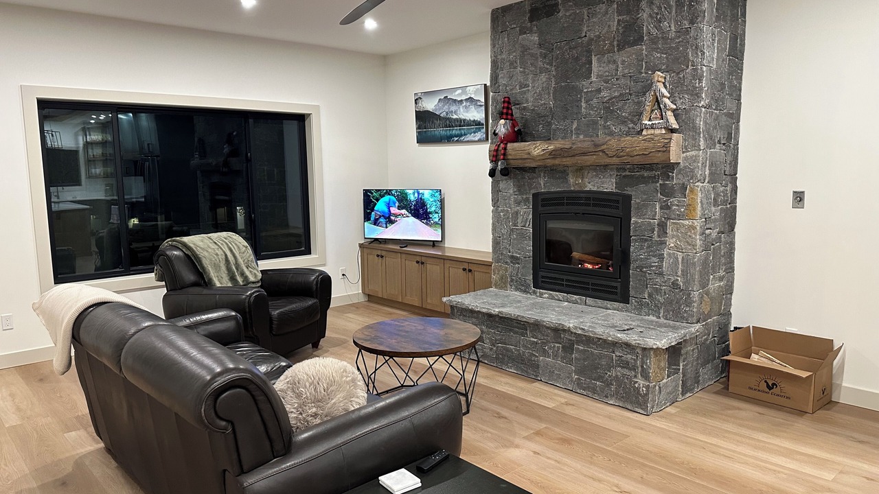 Photo of Livingroom in Okanagan-Similkameen