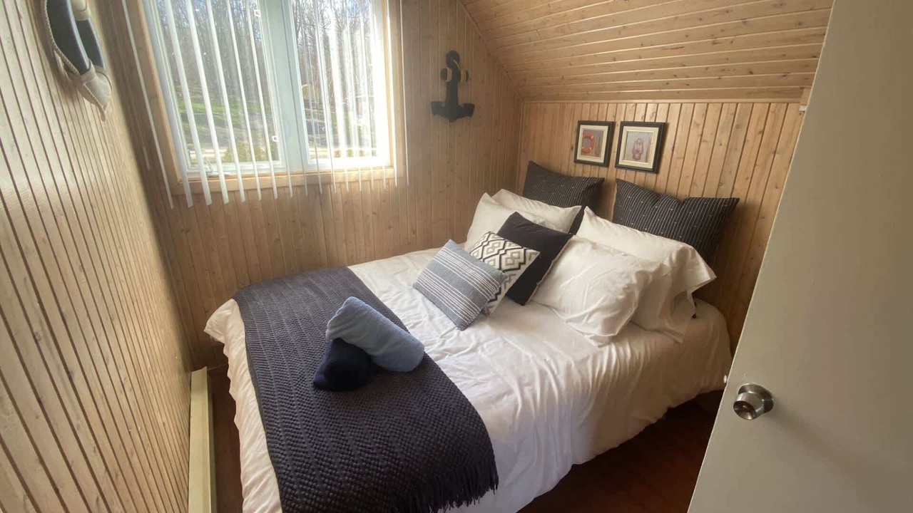 Photo of Bedroom in Riviere-du-Loup Regional County Municipality