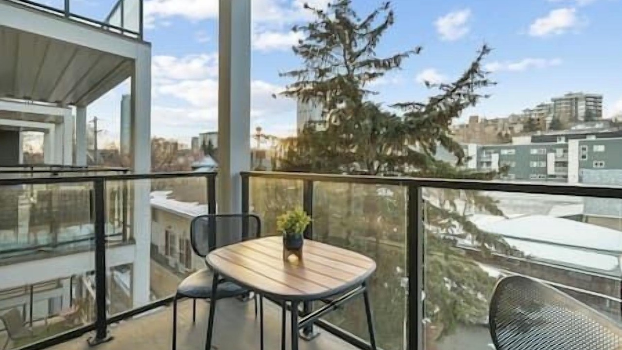 Photo of Outdoor in Crescent Heights