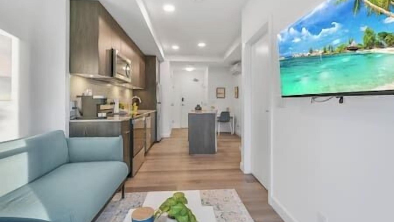 Photo of Livingroom in Crescent Heights