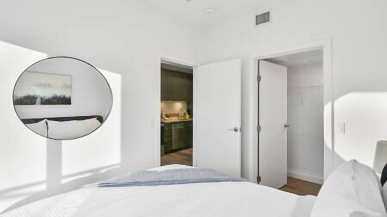 Photo of Bedroom in Crescent Heights