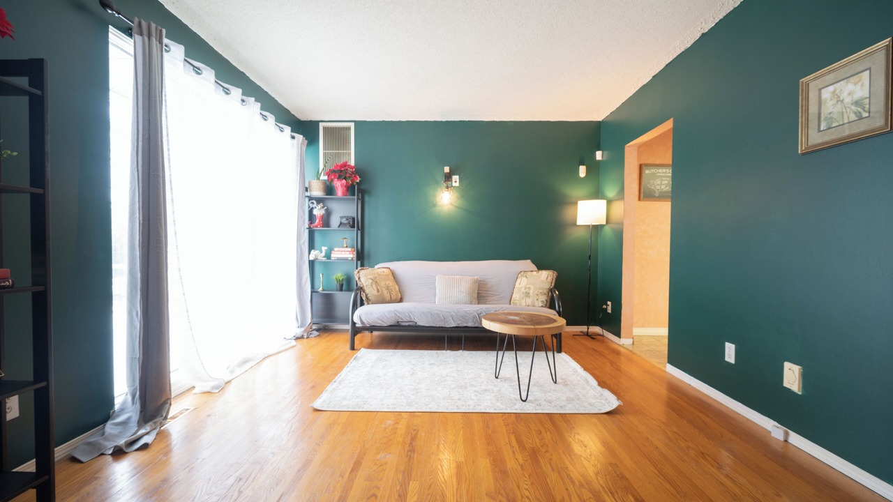 Photo of Livingroom in Mayfield