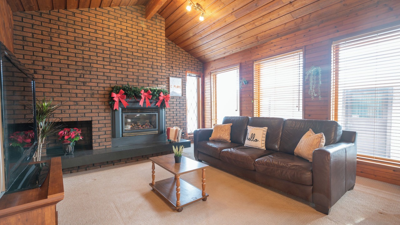 Photo of Livingroom in Mayfield