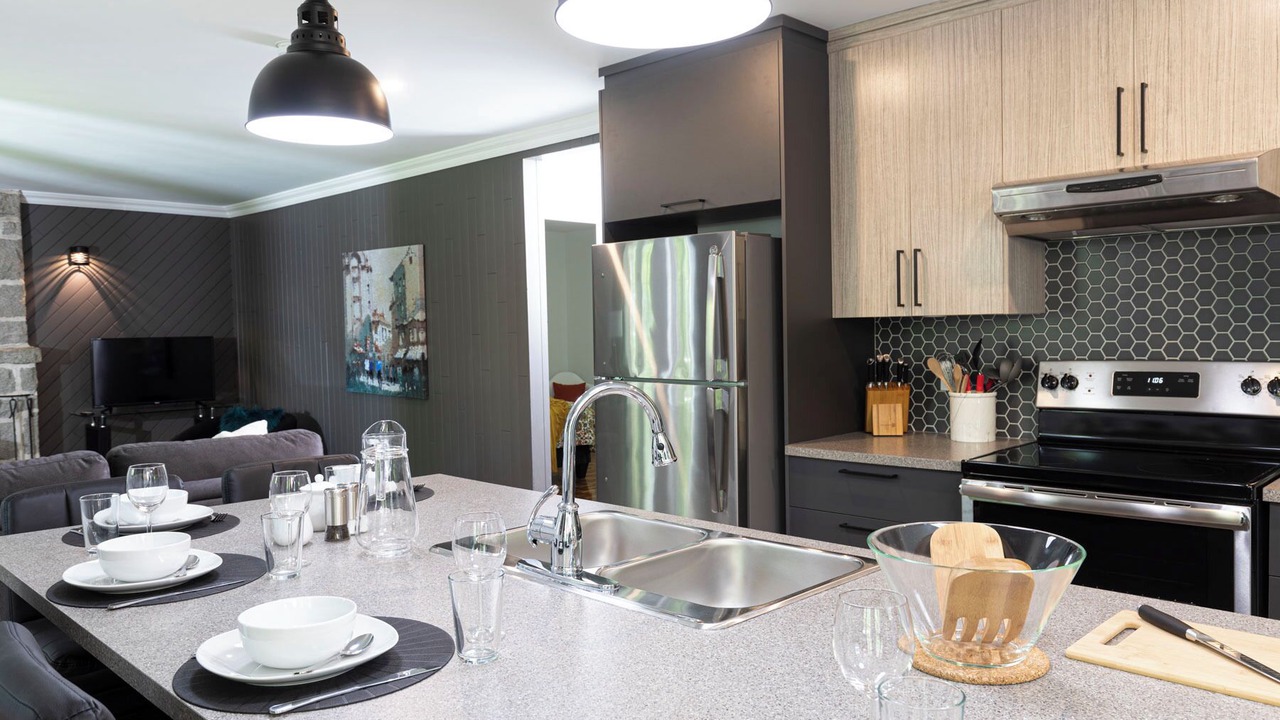 Photo of Kitchen in Saint-Pierre-de-l'lle-d'Orleans