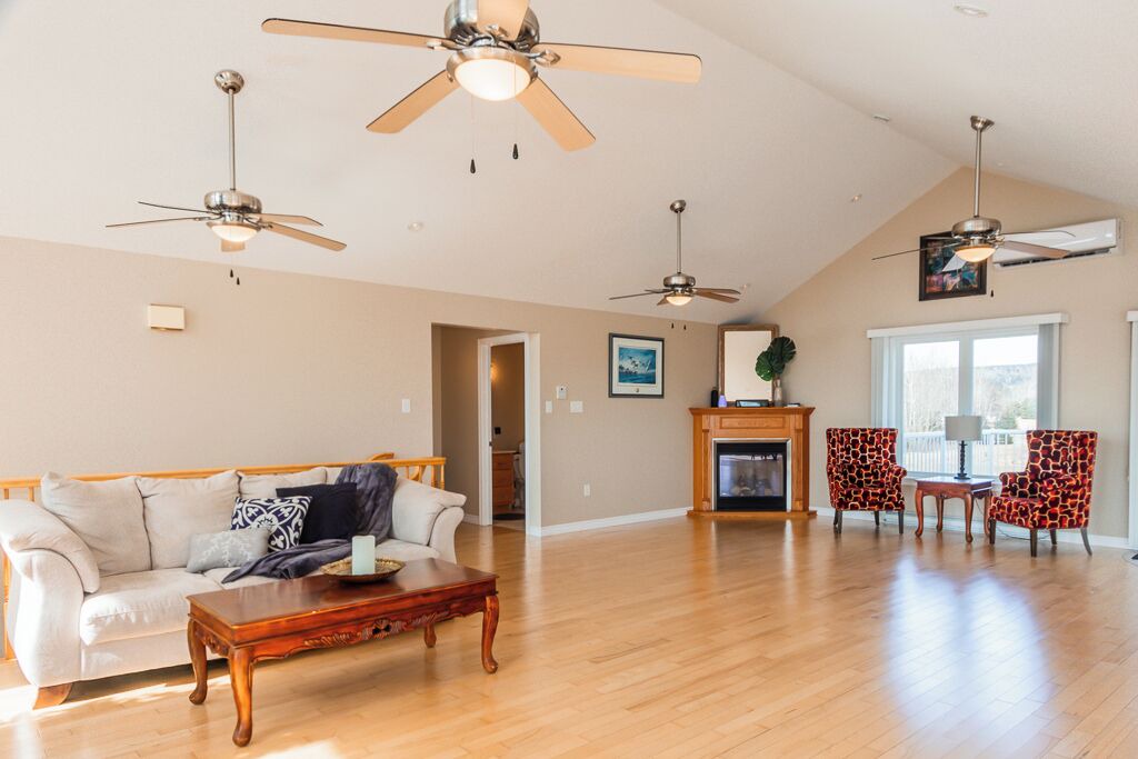 Photo of Livingroom in Lower Five Islands