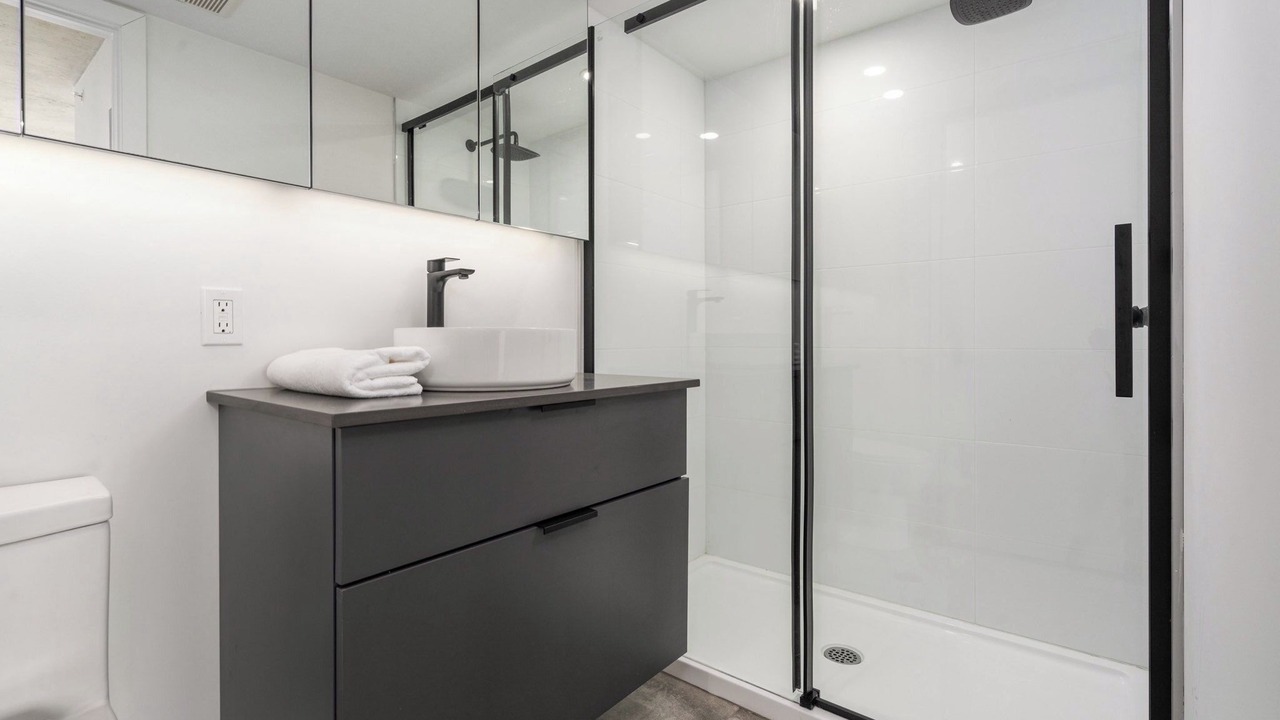 Photo of Bathroom in Griffintown