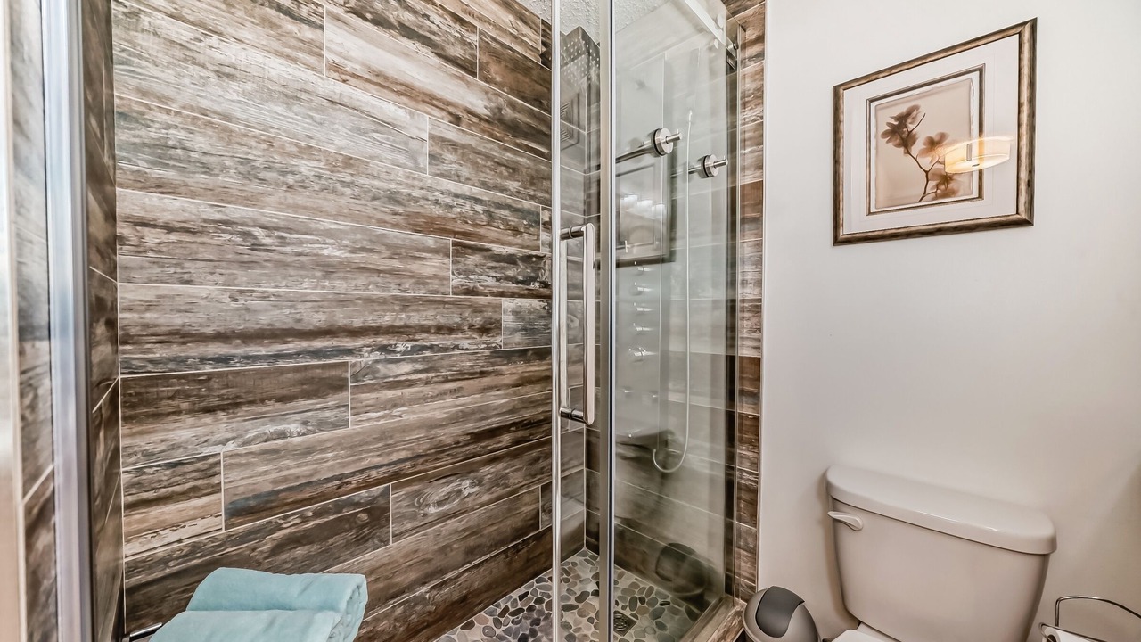 Photo of Bathroom in Fort Saskatchewan