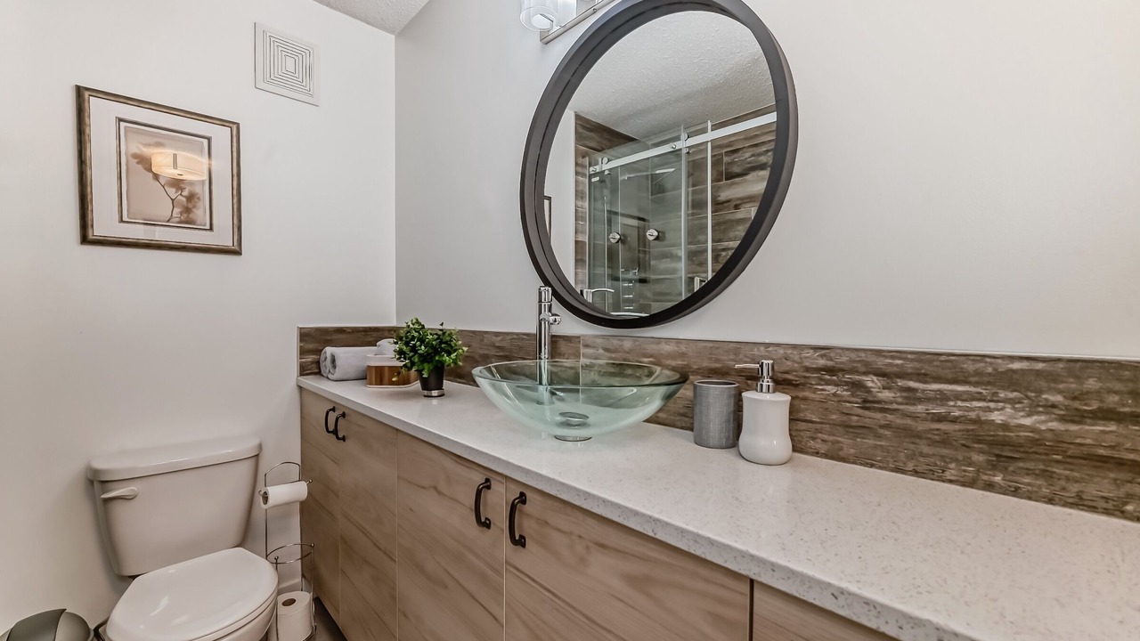 Photo of Bathroom in Fort Saskatchewan