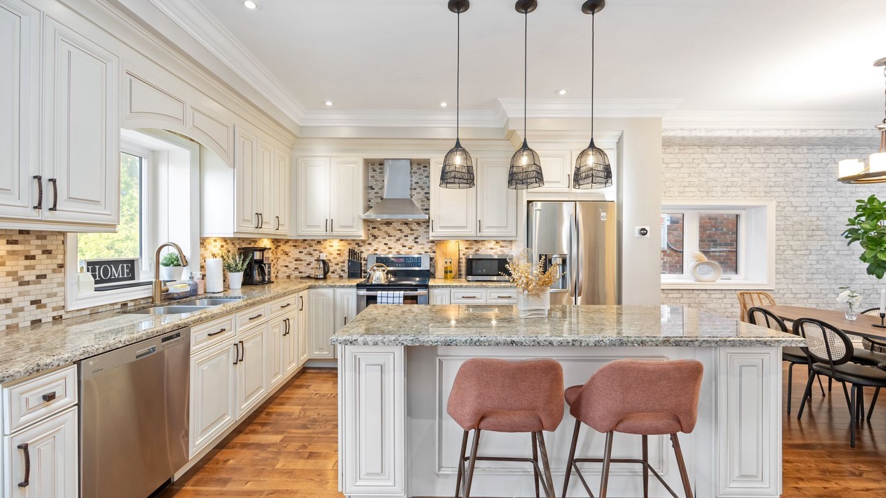Photo of Kitchen in Broadview North