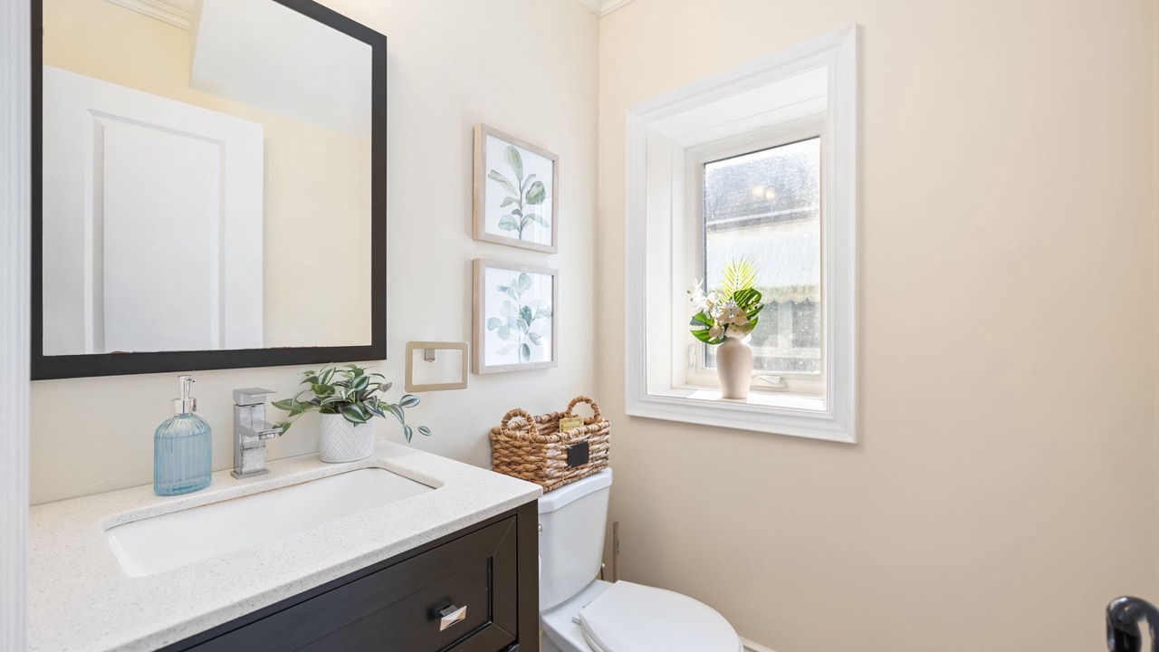 Photo of Bathroom in Broadview North