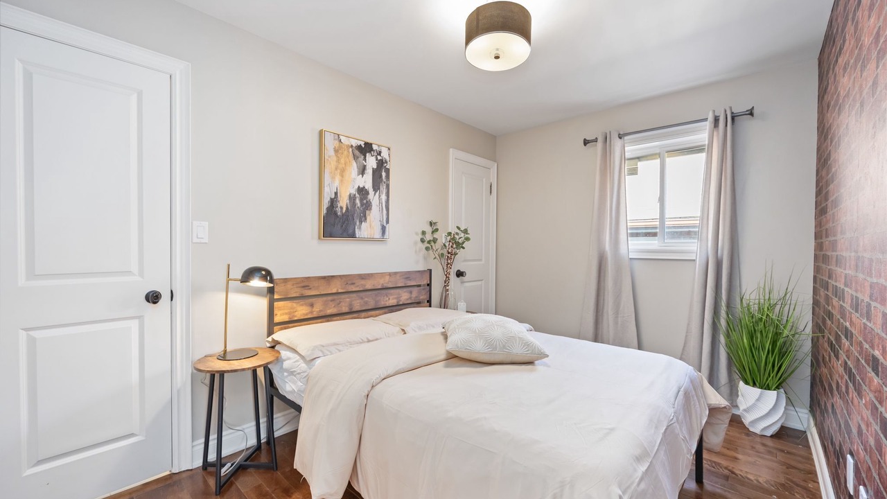 Photo of Bedroom in Broadview North