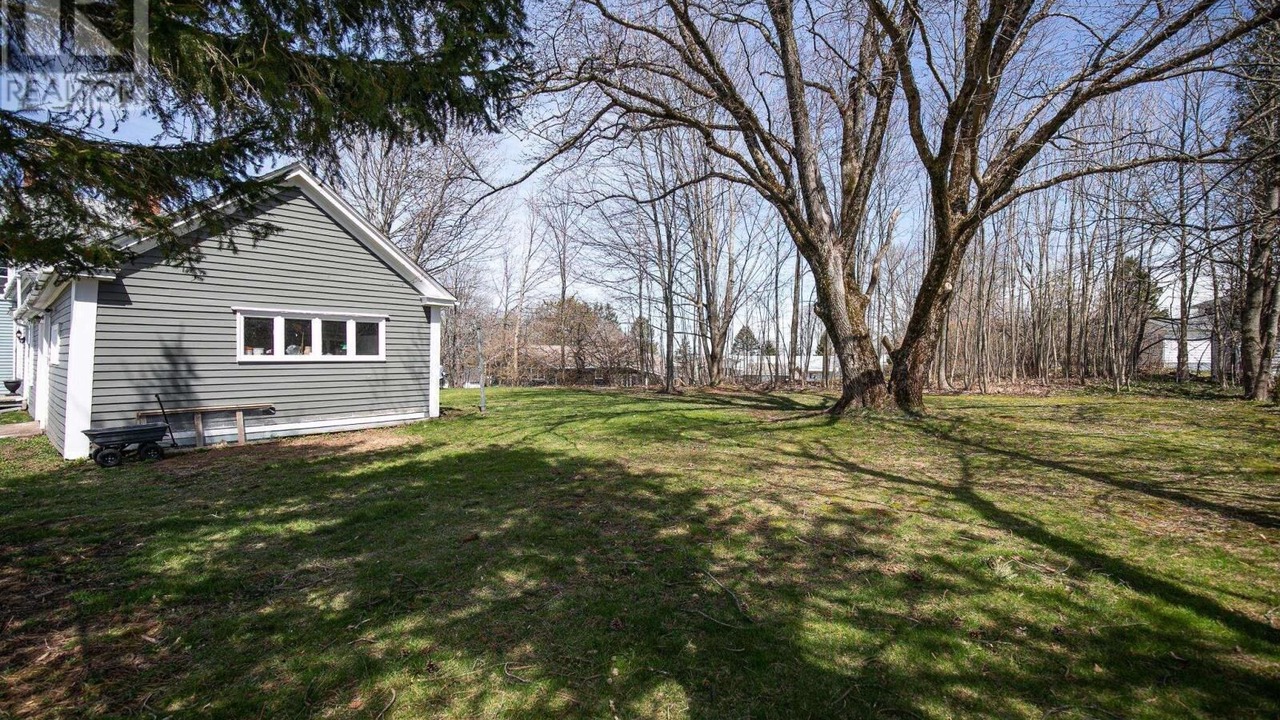 Photo of Outdoor in Amherst