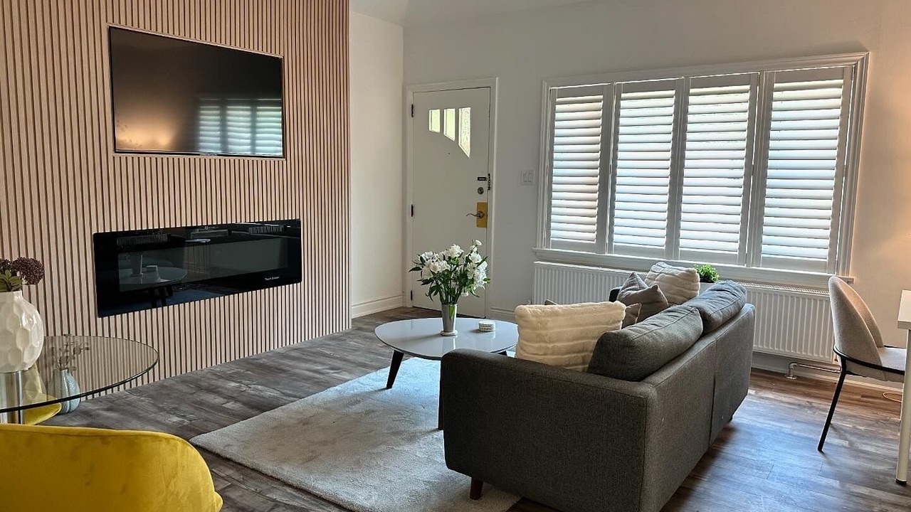 Photo of Livingroom in Downtown
