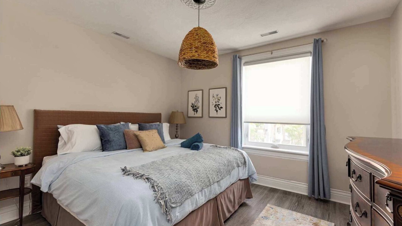 Photo of Bedroom in Leslieville