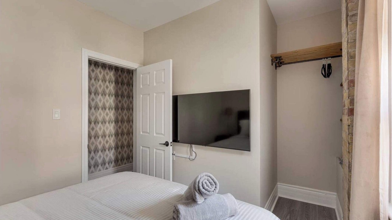 Photo of Bedroom in Leslieville