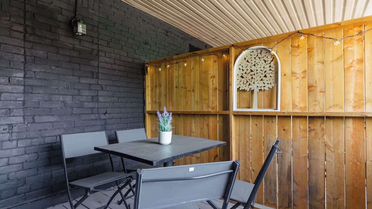 Photo of Outdoor in Leslieville