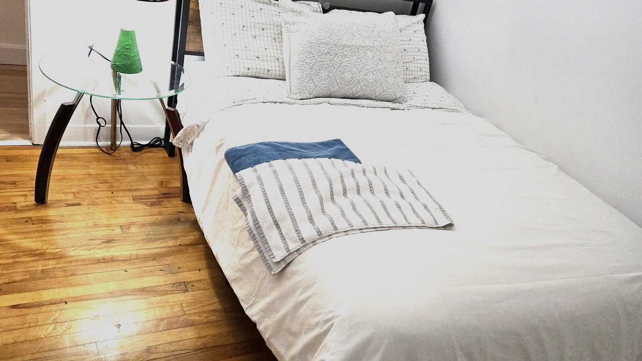 Photo of Bedroom in Saint Louis