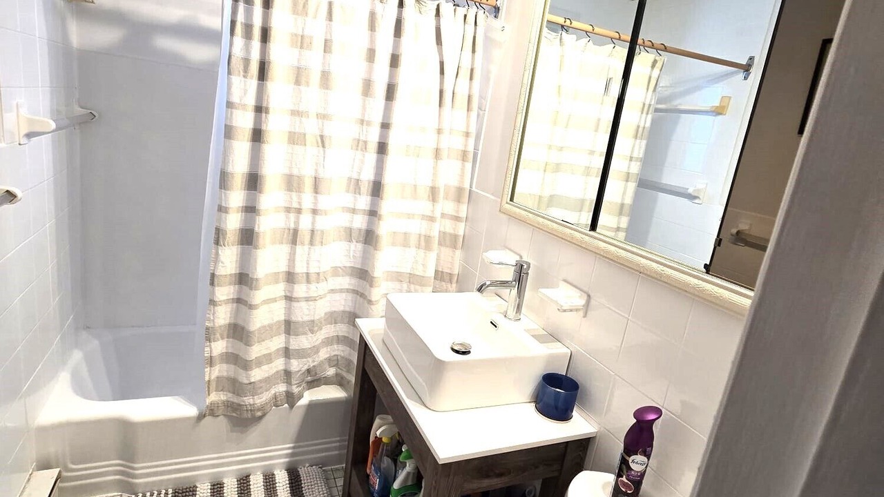 Photo of Bathroom in Saint Louis