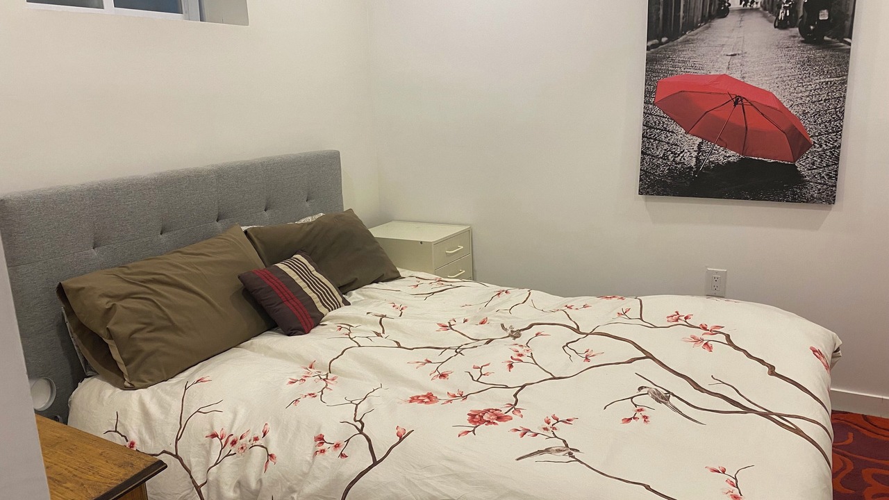 Photo of Bedroom in Upper Beaches
