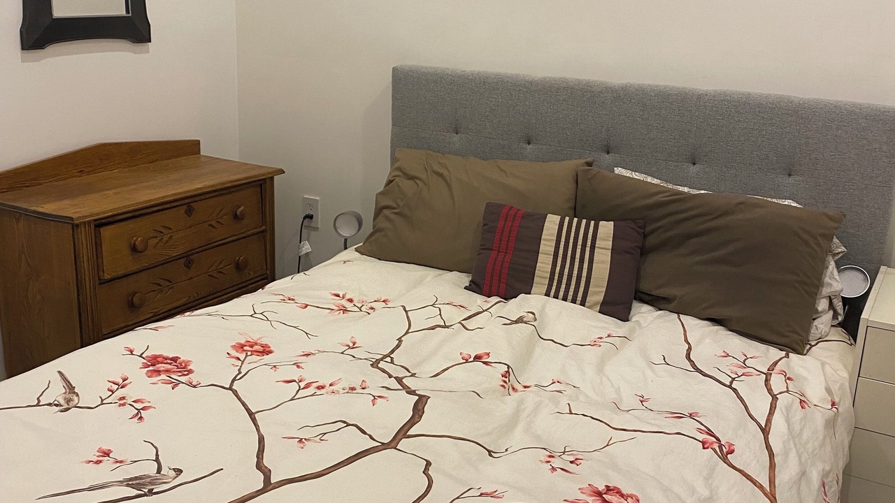 Photo of Bedroom in Upper Beaches