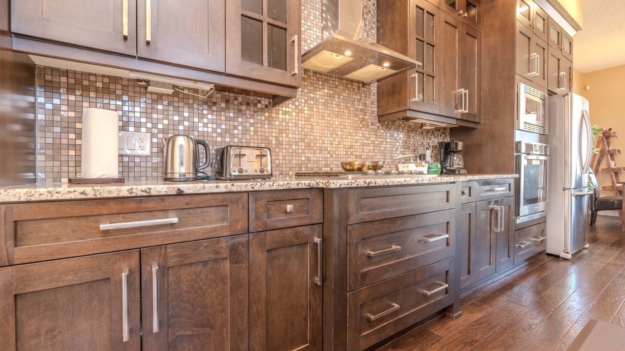 Photo of Kitchen in Banff Trail