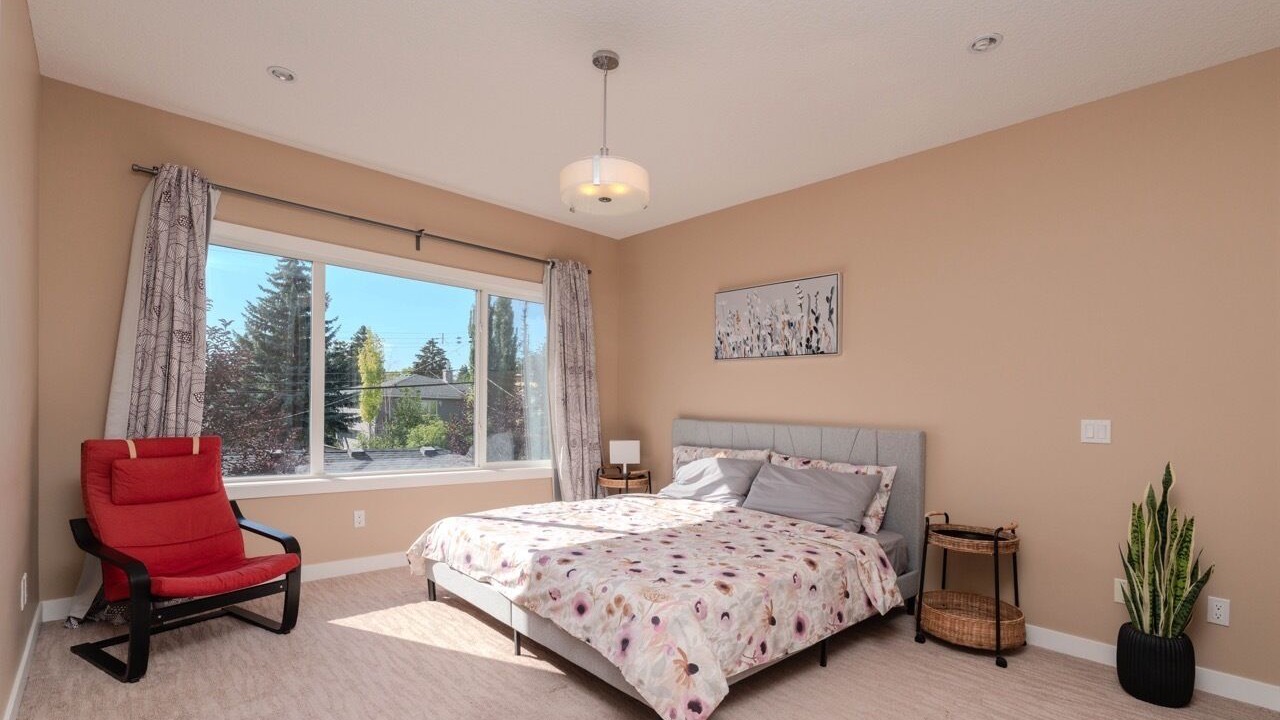 Photo of Bedroom in Banff Trail